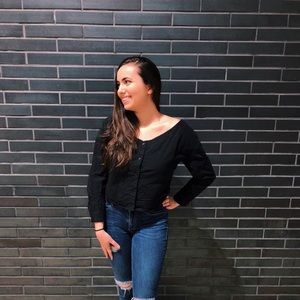 Meet your Posher, Laura